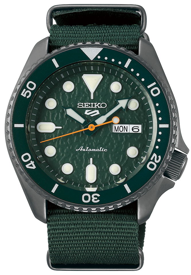 Seiko 5 Sports SKX Series Sense Style Automatic Green Dial SRPD77