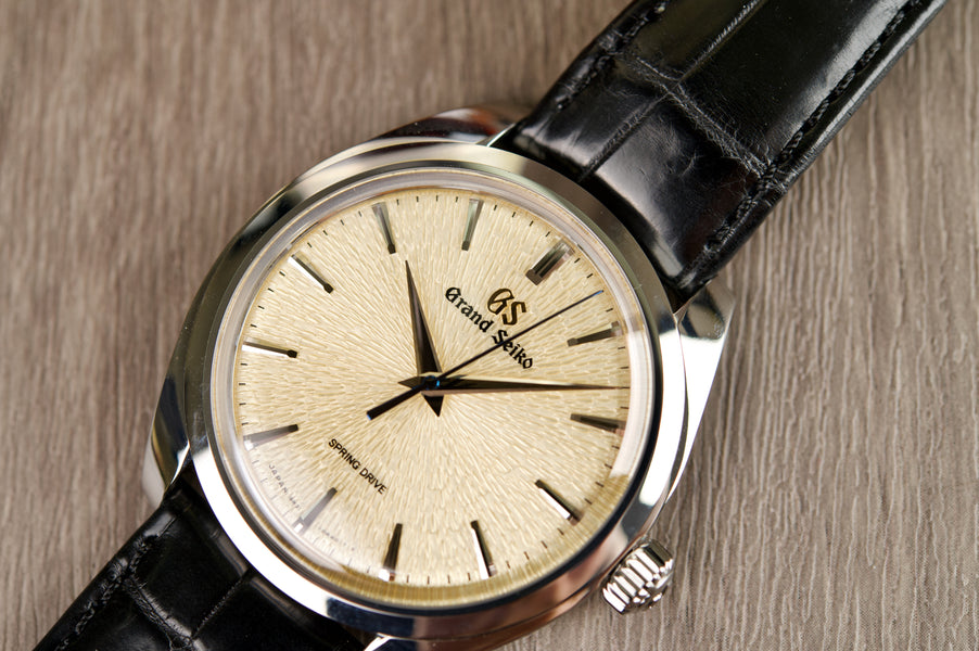 Grand Seiko Thailand Exclusive Heritage Edition Watch Review Part 3 - SBGY025 Hikari “Golden Light”