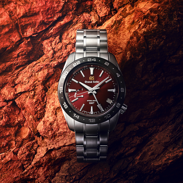 Grand Seiko Sport Collection Caliber 9R 20th Anniversary Limited Model SBGE305: Embrace the Epitome of Luxury WatchOutz.com