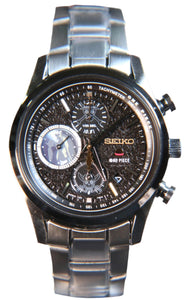 Seiko ONE PIECE TV Animation 25th Anniversary Collaboration Limited Memorial Edition Quartz Chronograph JDM watch. Rare Seiko, Manga lovers, One Piece Luffy Fans, One Piece merchandise, Manga Gear. Available for PREORDER at Watchoutz.com, best deal, best online watch retailer, enjoy fast international shipping, buy genuine Japanese watches with confidence from Watch Outz International