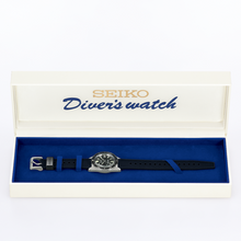 Seiko Prospex Automatic 1965 Mechanical Diver's Watch 62MAS Re-Creation Limited Edition SBEN003 SJE093 SJE093J1. Available at Watchoutz.com, Hong Kong's top online watch shop. Enjoy fast, secure international shipping and shop for genuine Japanese watches with over 13 years of exceptional service. Visit Watchoutz International for your horology treasure hunt.