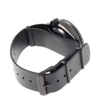 Seiko X Journal Standard Collaboration 5 Sports Limited Edition BlackxRed JDM SBSA189 side www.watchoutz.com