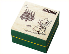 Seiko X Moomin 2024 Collaboration Snufkin Fisherman's Time Limited Edition Quartz Watch. Features Snufkin on water rocks with a fishing rod, engraved serial number on the case back. Comes with a collectible display box, Japanese domestic model, available at Watchoutz.com, the best online watch retailer based in Hong Kong, fast international shipping, genuine Japanese brand new watches, best deals, satisfy customer, richen your online purchase experience with Watchoutzinternational