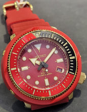 Seiko Prospex 2021 China Red-Gold Limited Edition Solar 200M Diver Tuna SNE580P1 Stock www.watchoutz.com