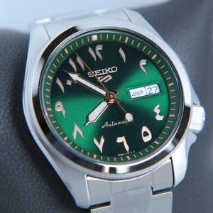 Seiko 5 Automatic Arabic Numerals Date Display Green Dial SRPH49 SRPH49K1. Available at Watchoutz.com, Hong Kong's top online watch retailer with a physical shop. Enjoy fast, secure international shipping and shop for genuine Japanese watches with over 13 years of exceptional service and reputation. Visit Watch Outz International for your next horology treasure hunt.
