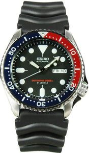 SEIKO 5 SPORTS SKX009J1 Automatic 200M Diver Red & Blue Bezel www.watchoutz.com