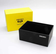 Seiko x "On Time Move" Seiko 5 Collaboration Limited Edition SBSA193 www.watchoutz.com