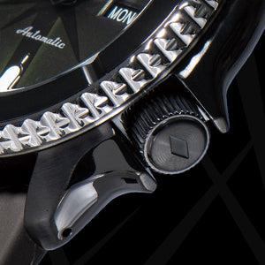 Seiko 5 Sports X ONE PIECE "Zoro" Automatic Street Series Limited Edition SRPH67K1 www.watchoutz.com